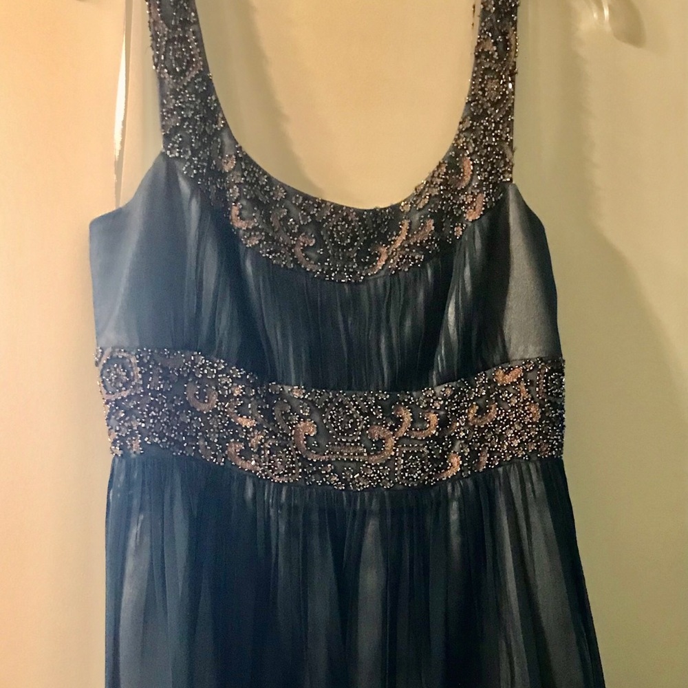 Adrianna Papell Size 8 Grecian style short dress